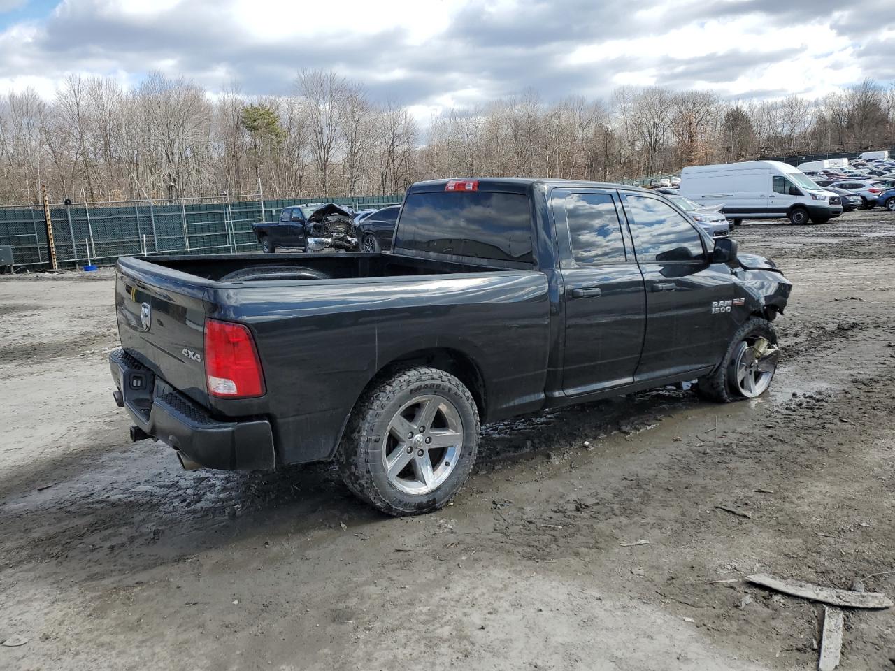 2016 RAM 1500 - Image 3