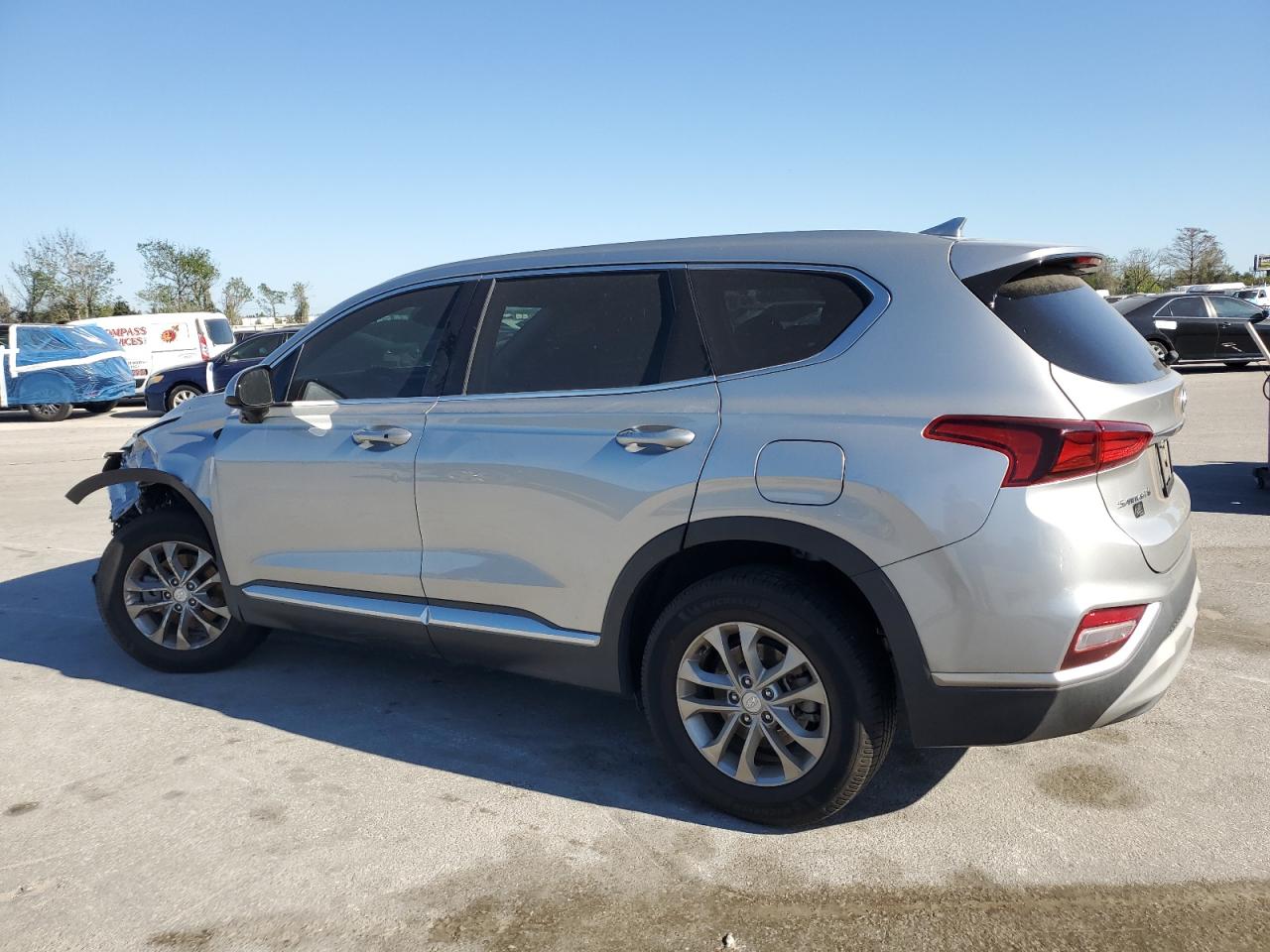 2020 Hyundai Santa Fe - Image 2
