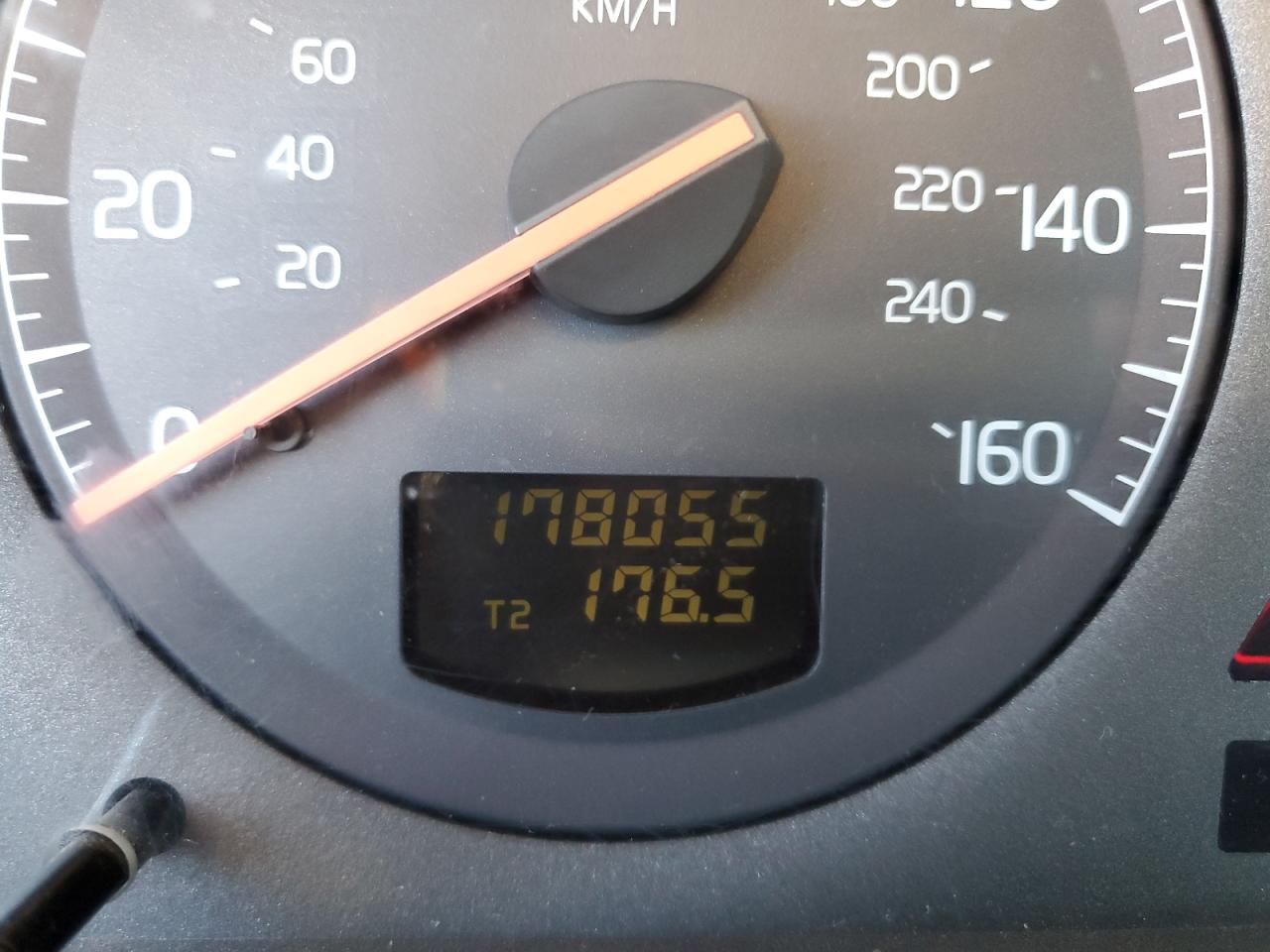 2001 Volvo V70 Xc VIN: YV1SZ58D511023167 Lot: 47957325