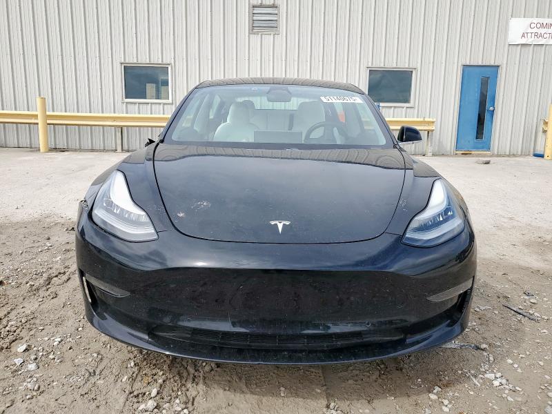  TESLA MODEL 3 2018 Черный
