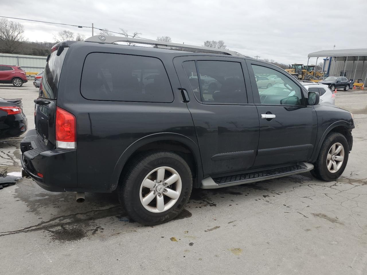 2015 Nissan Armada - Image 3
