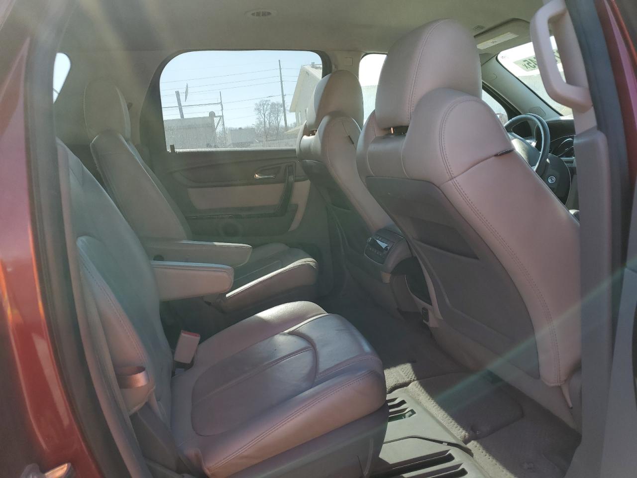 2015 GMC Acadia - Image 11