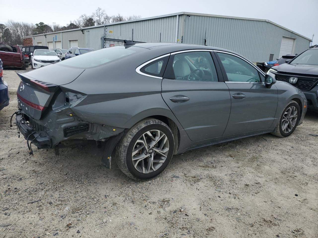 2022 Hyundai Sonata - Image 3
