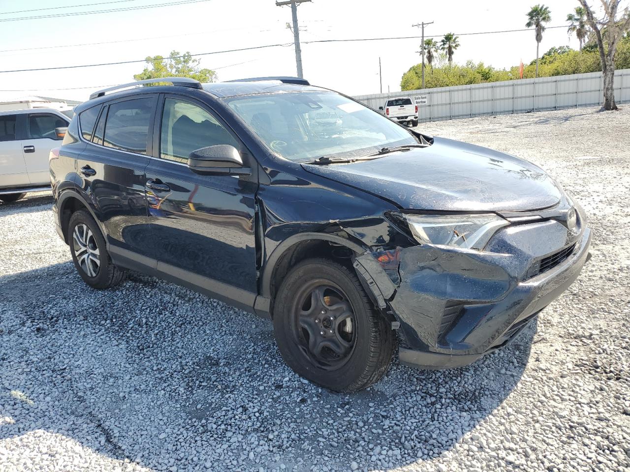 2018 Toyota RAV 4 - Image 4