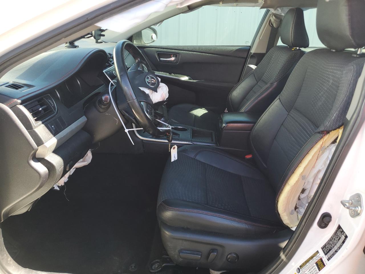 2015 Toyota Camry - Image 7