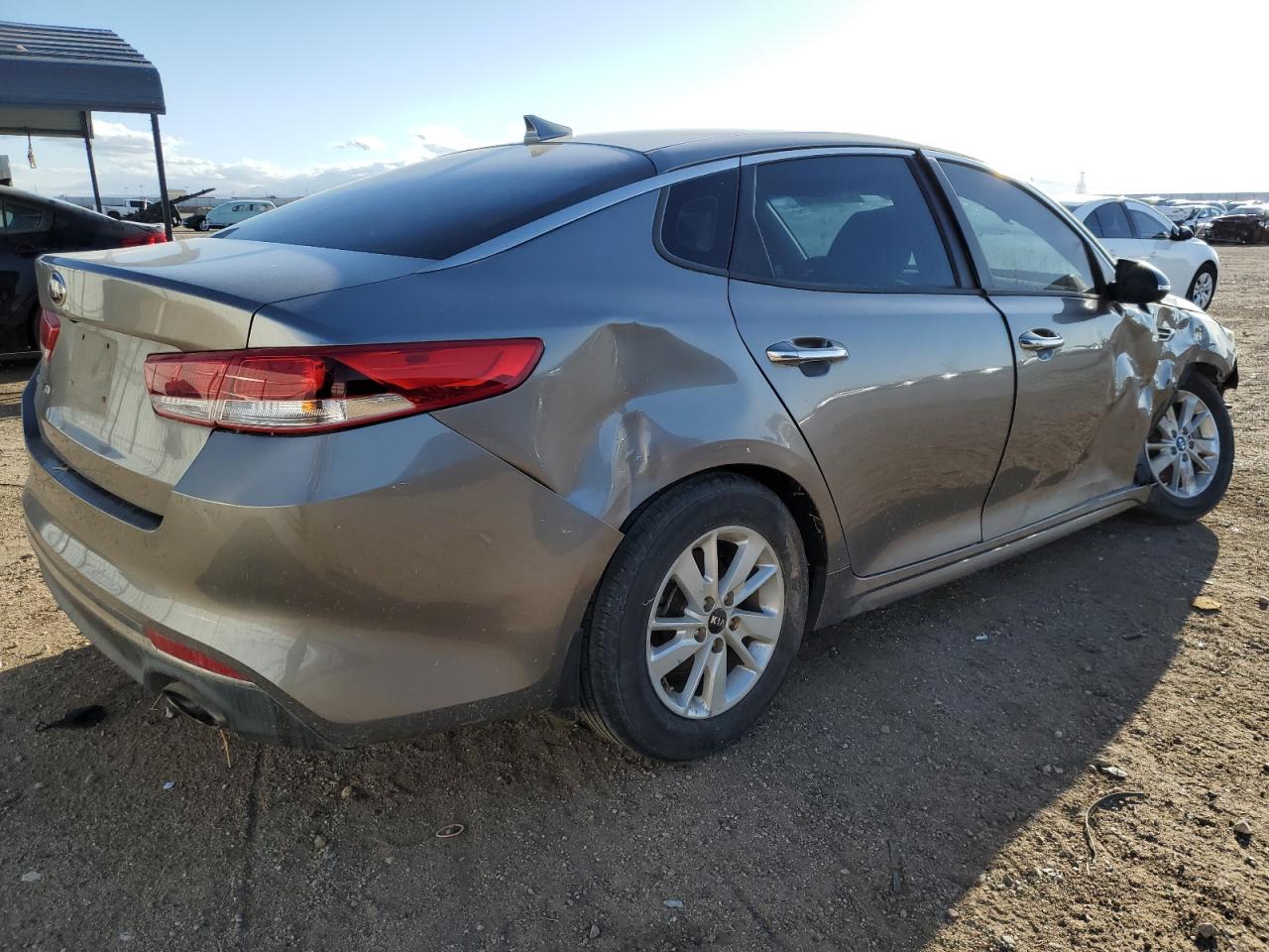 2018 Kia Optima - Image 3