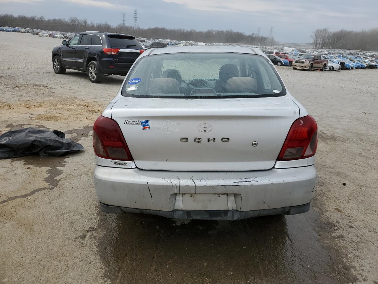 2000 Toyota Echo - Image 6