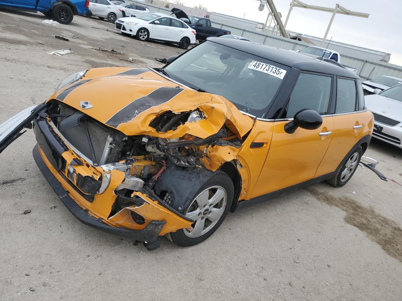 2015 MINI Cooper - Image 1