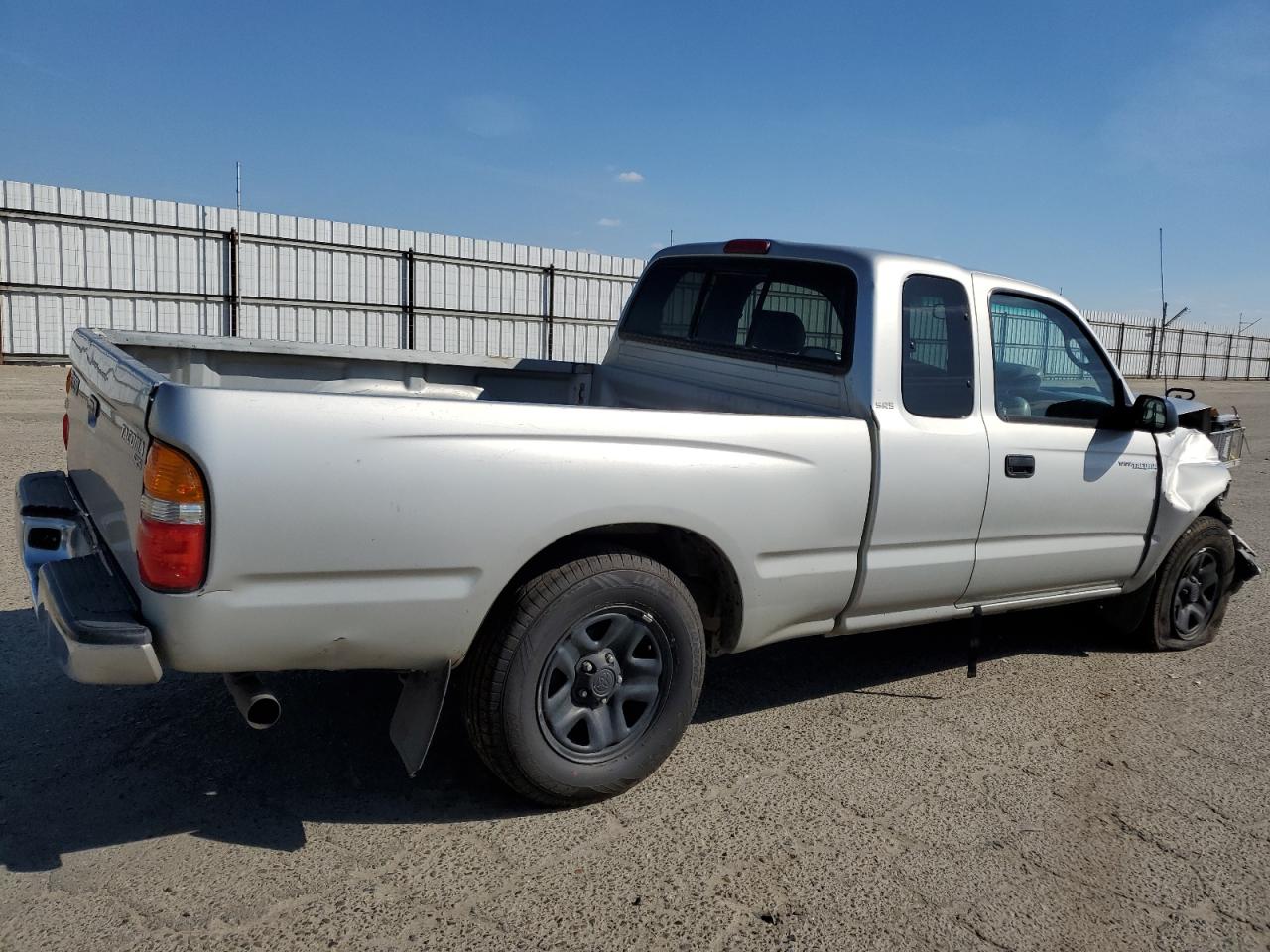 2003 Toyota Tacoma - Image 3