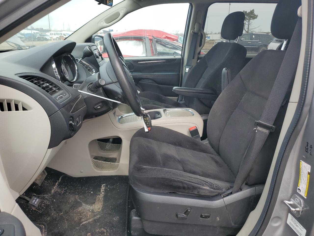 2014 Dodge Caravan - Image 7