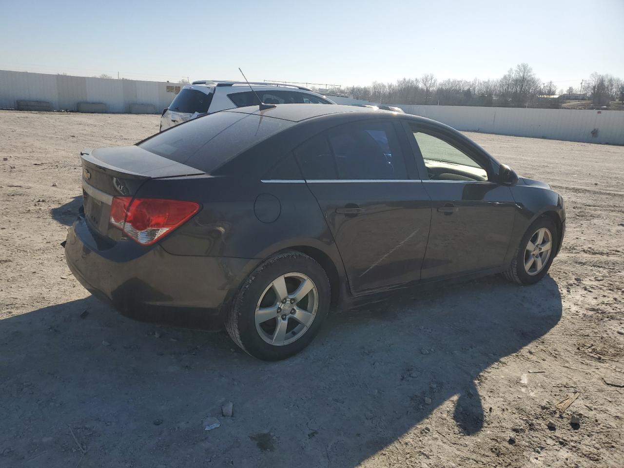 2013 Chevrolet Cruze - Image 3