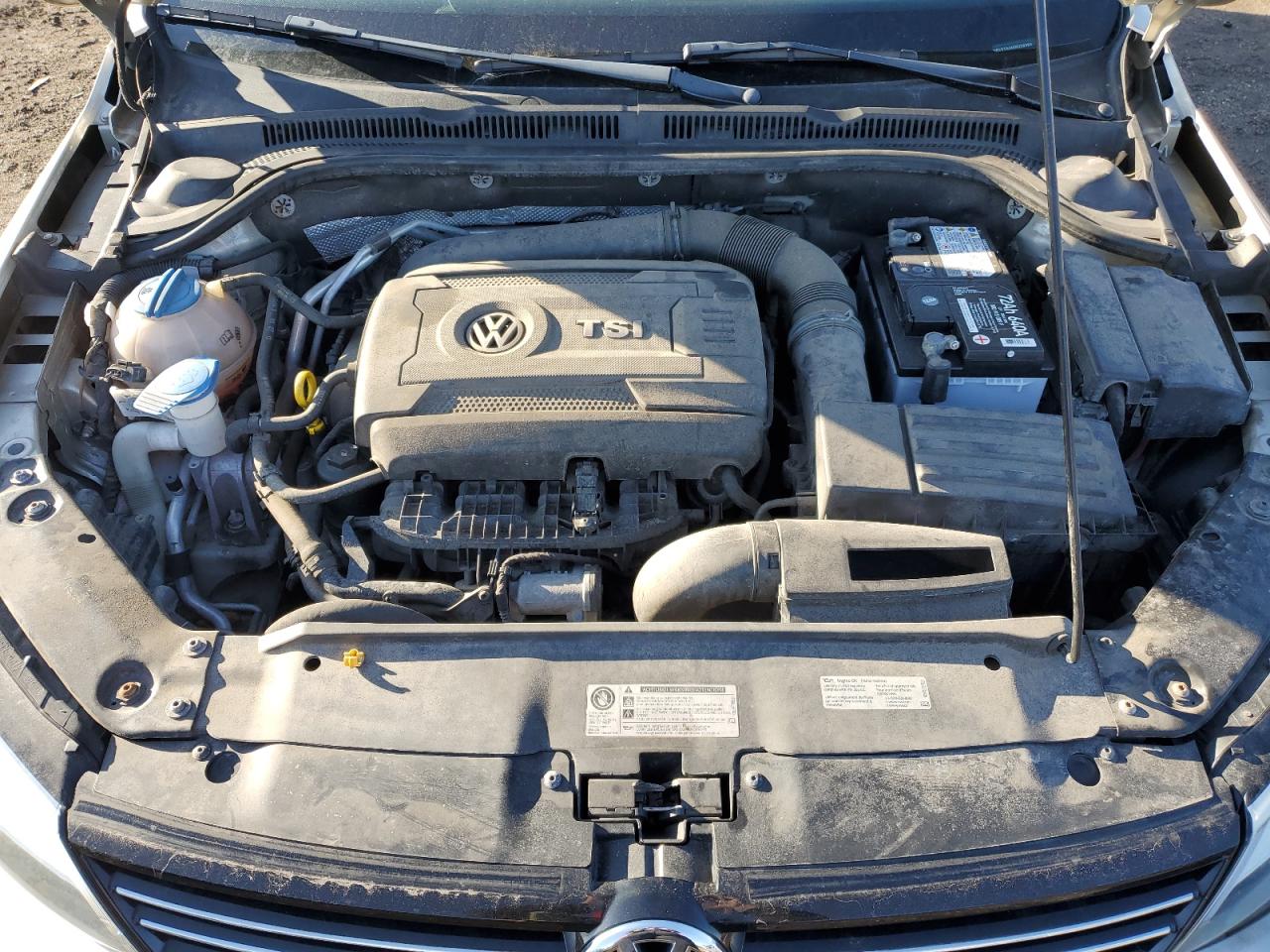 2014 Volkswagen Jetta - Image 11