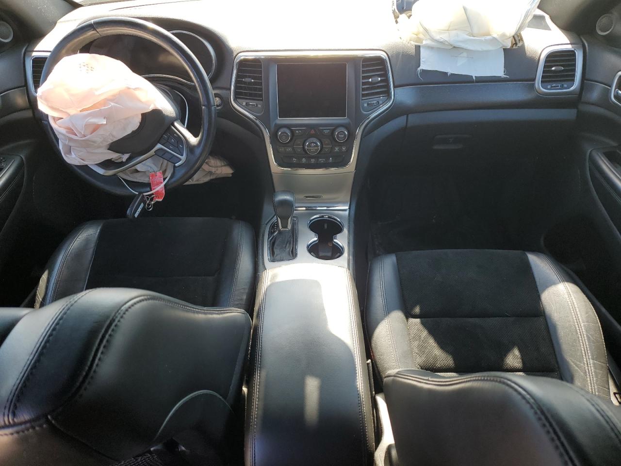 2018 Jeep Grand Cherokee - Image 8