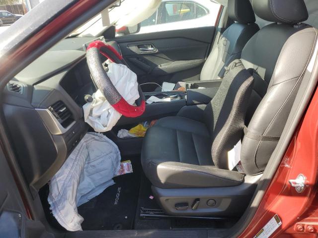  NISSAN ROGUE 2024 Красный