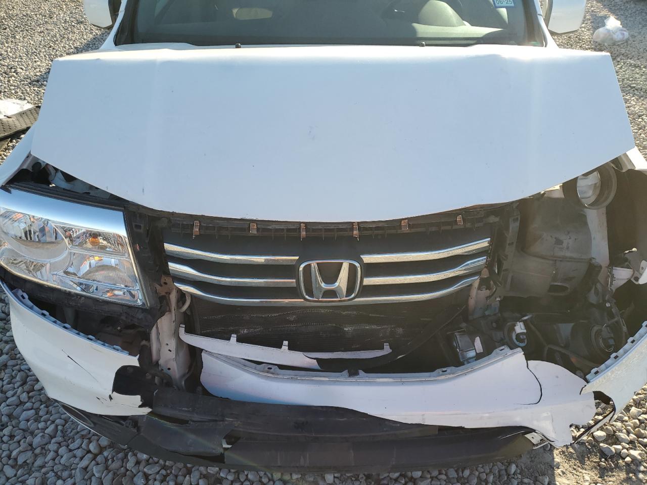 2015 Honda Pilot - Image 14