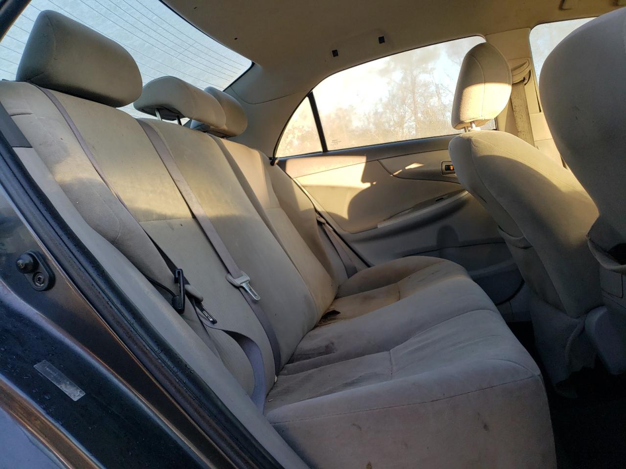 2010 Toyota Corolla - Image 10