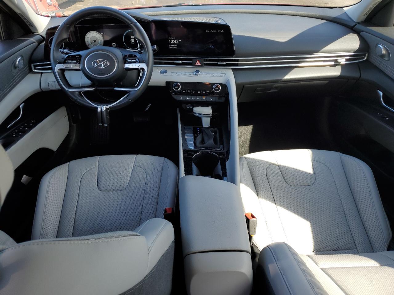 2023 Hyundai Elantra - Image 8