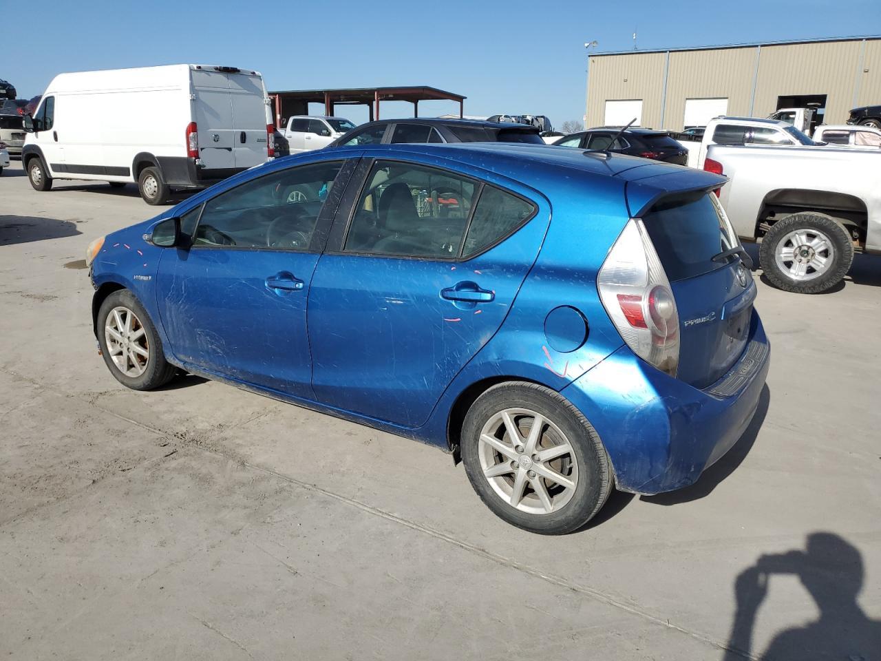 2013 Toyota Prius - Image 2