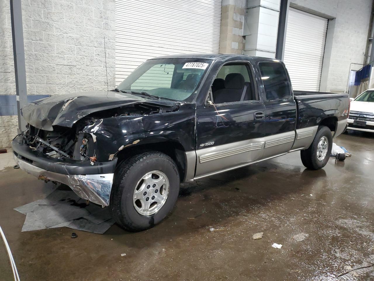 2000 Chevrolet Silverado K1500 للبيع في Ham Lake، MN - Front End