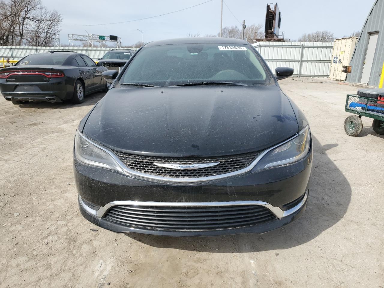 2015 Chrysler 200 - Image 5