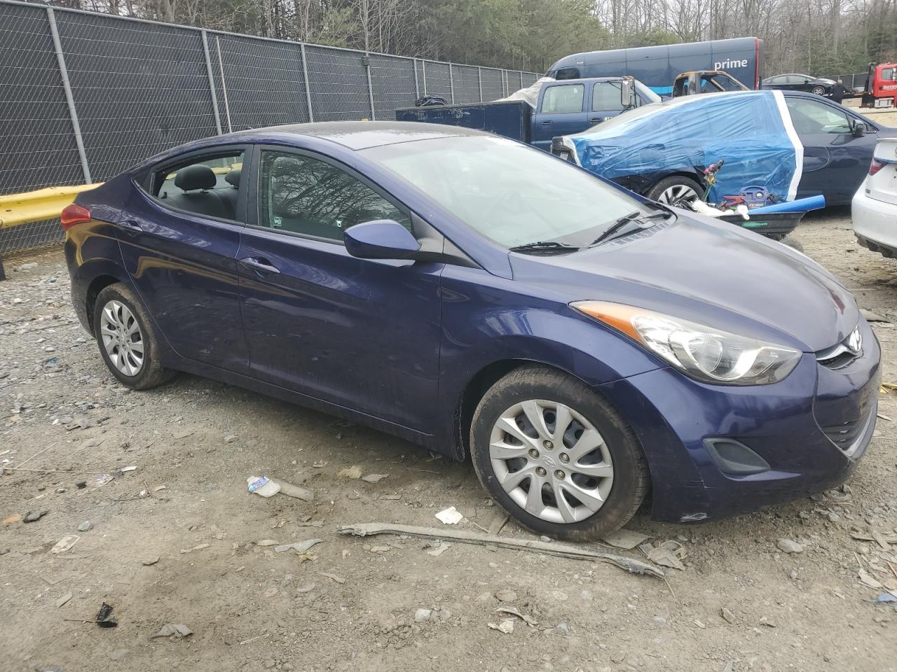 2011 Hyundai Elantra - Image 4