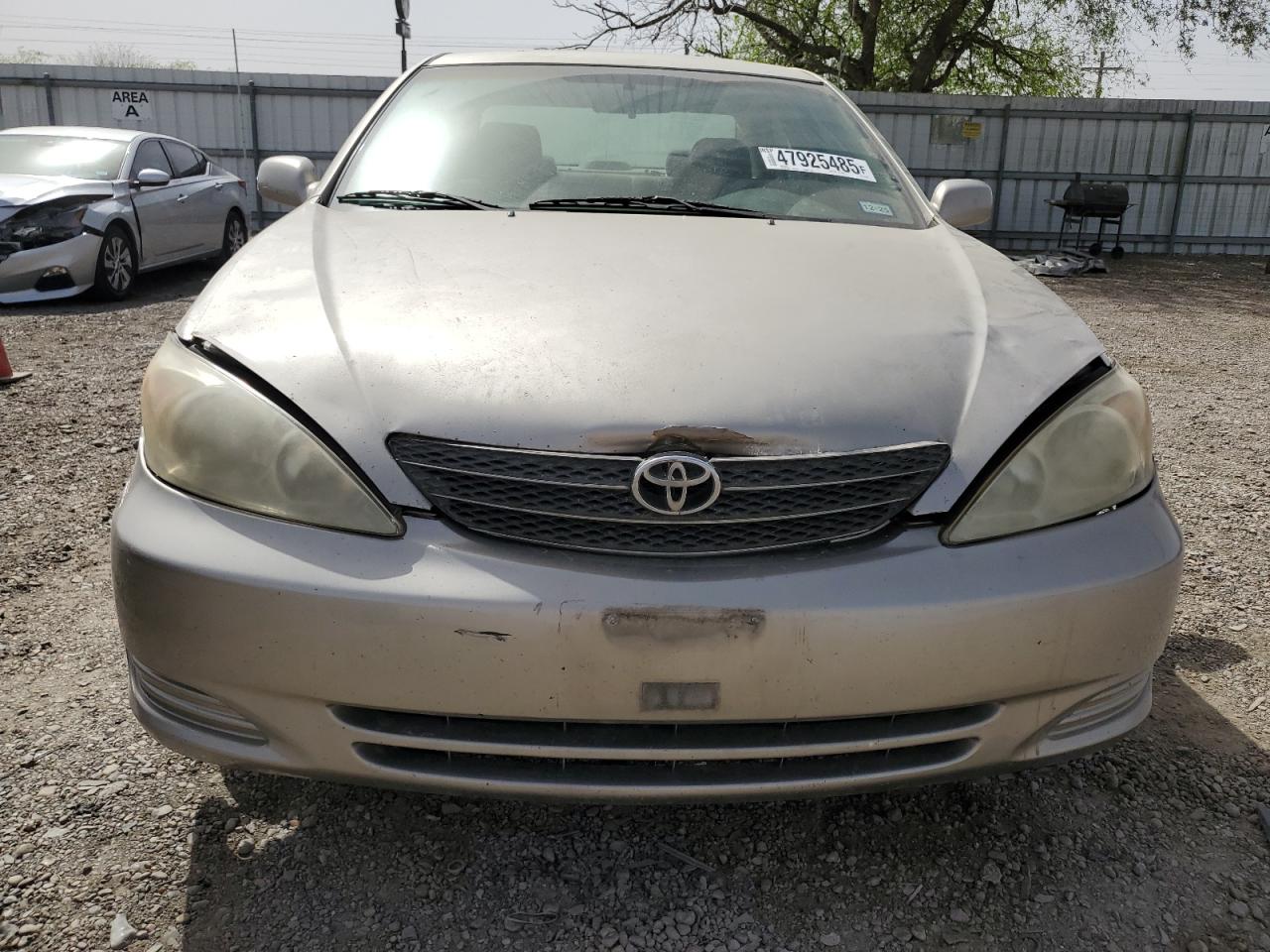 2004 Toyota Camry - Image 5