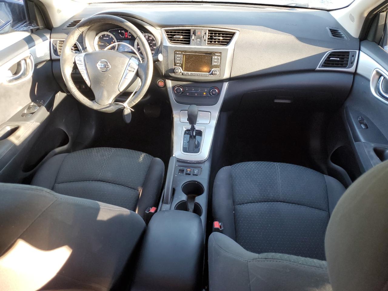 2015 Nissan Sentra - Image 8