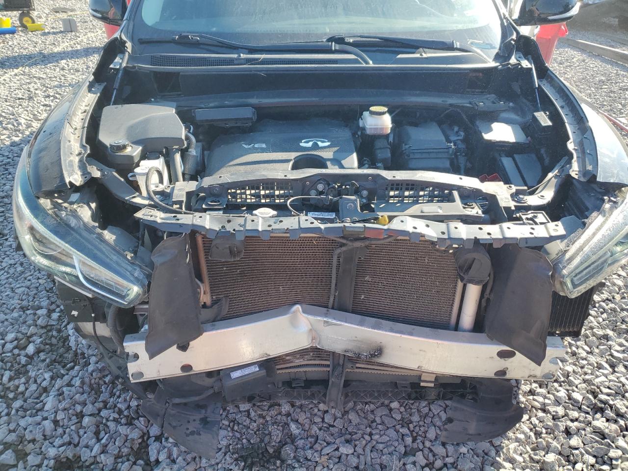 2020 Infiniti QX60 - Image 12