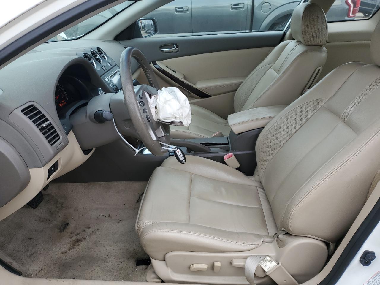 2011 Nissan Altima - Image 7