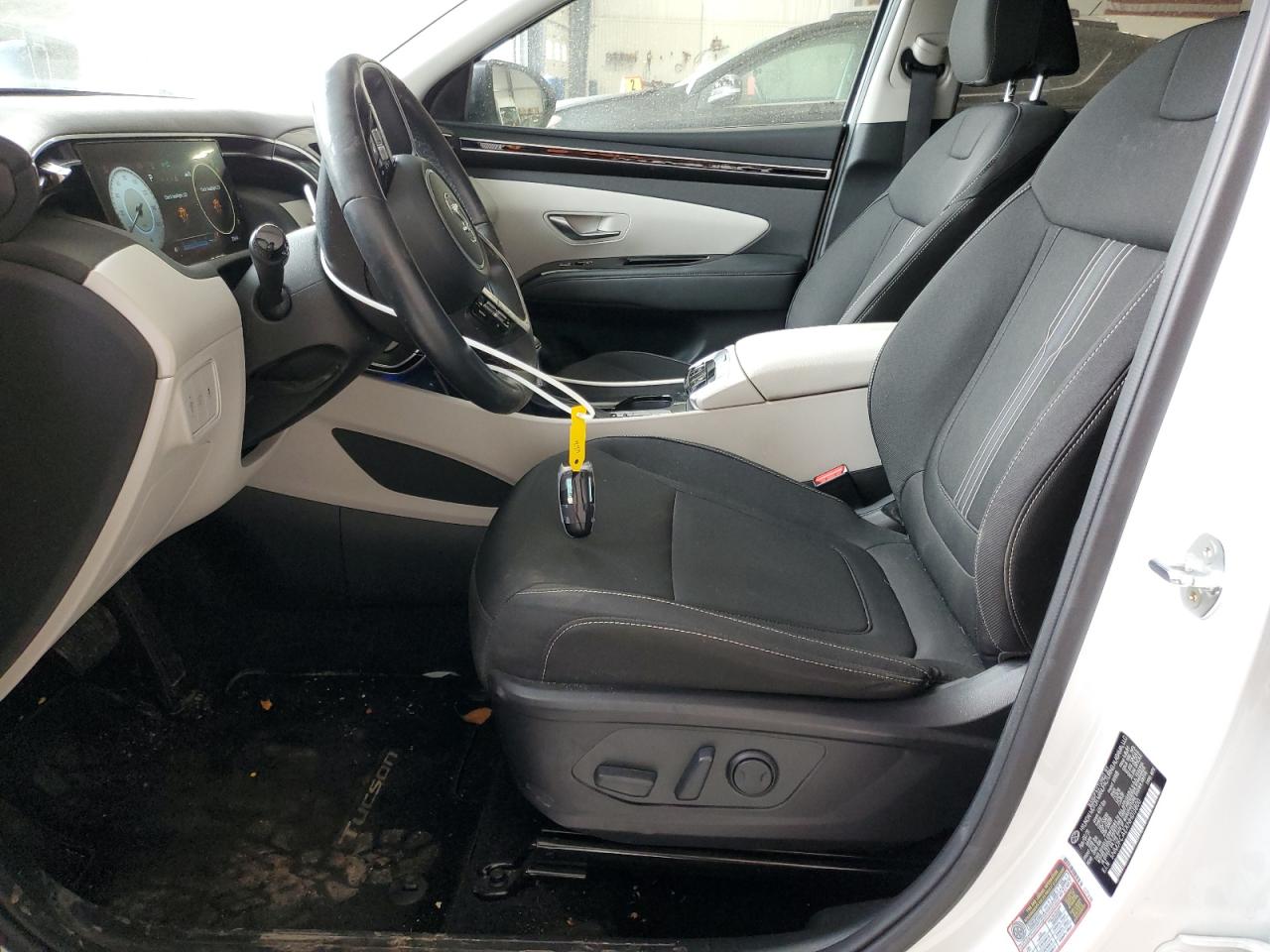 2022 Hyundai Tucson - Image 7