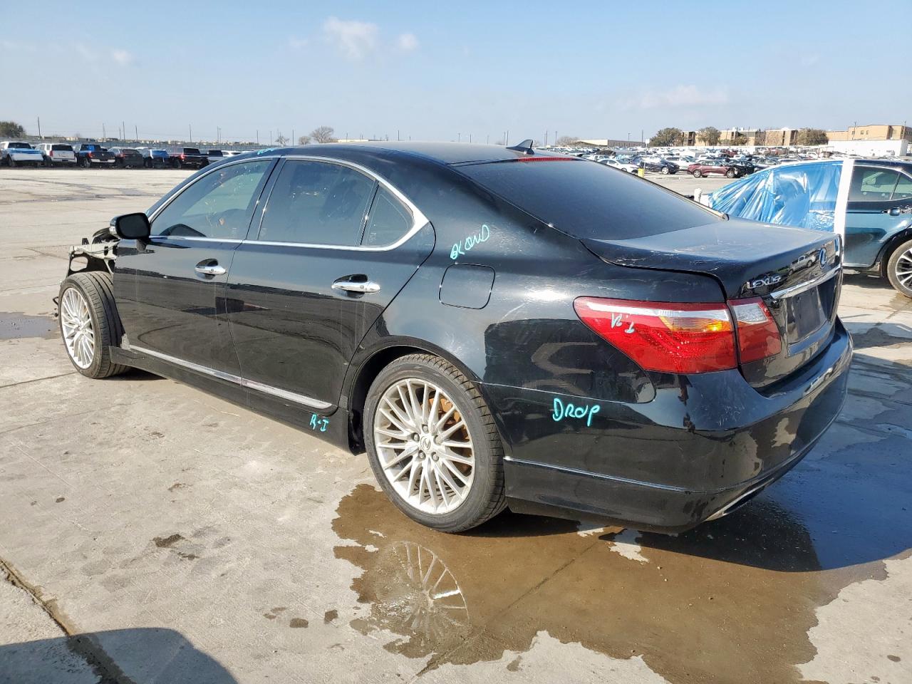 2010 Lexus LS - Image 2