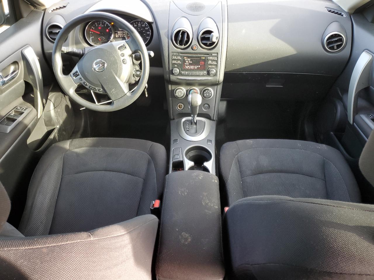 2015 Nissan Rogue - Image 8