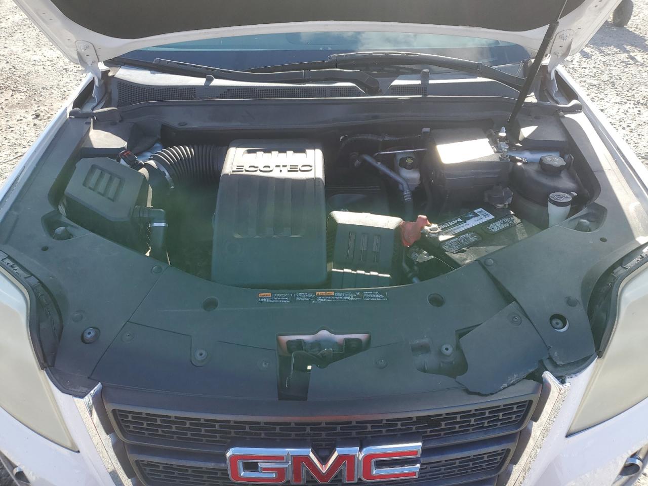 2015 GMC Terrain - Image 13