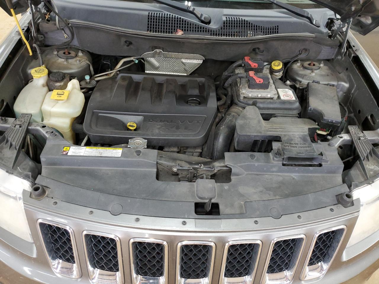 2012 Jeep Compass - Image 12