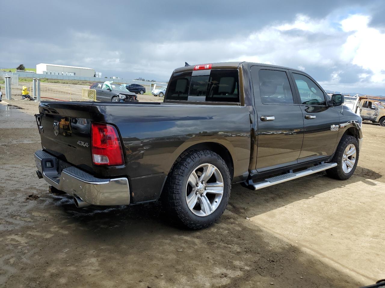 2014 RAM 1500 - Image 3