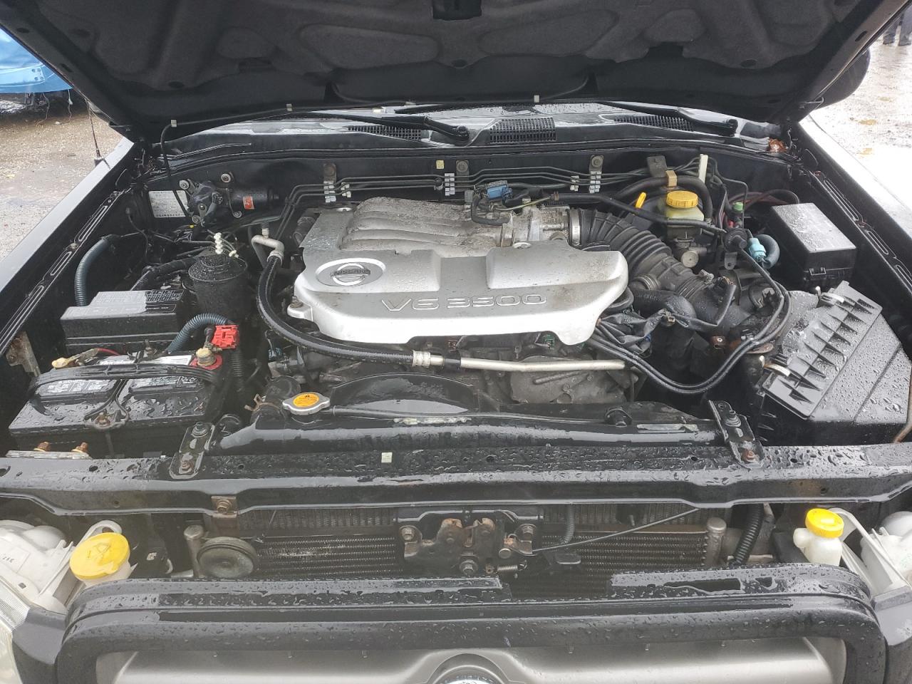 2004 Nissan Pathfinder - Image 12