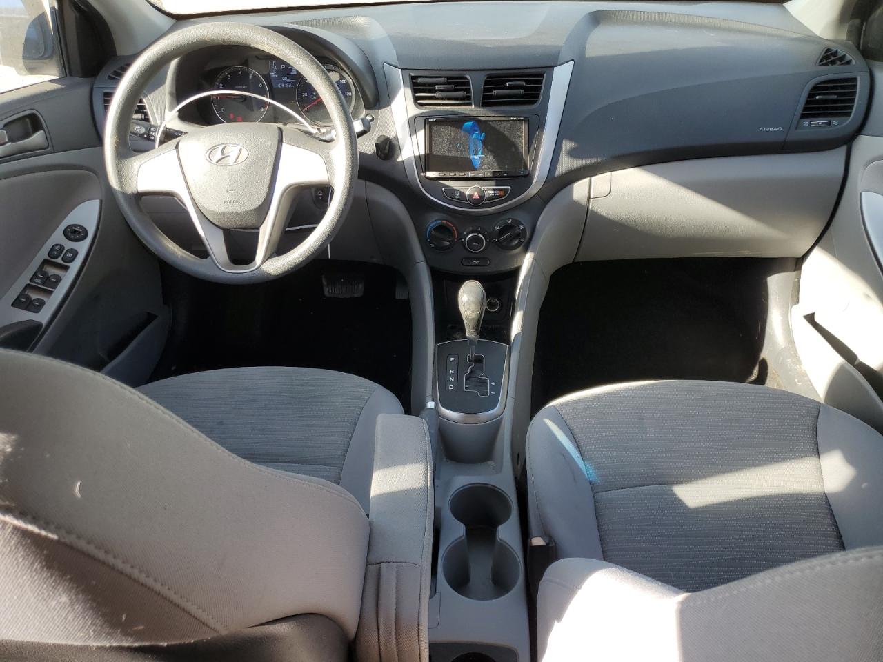 2016 Hyundai Accent - Image 8