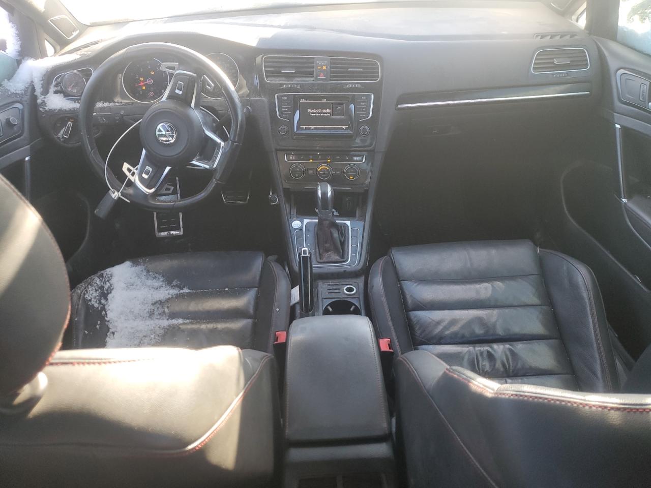 2015 Volkswagen GTI - Image 8