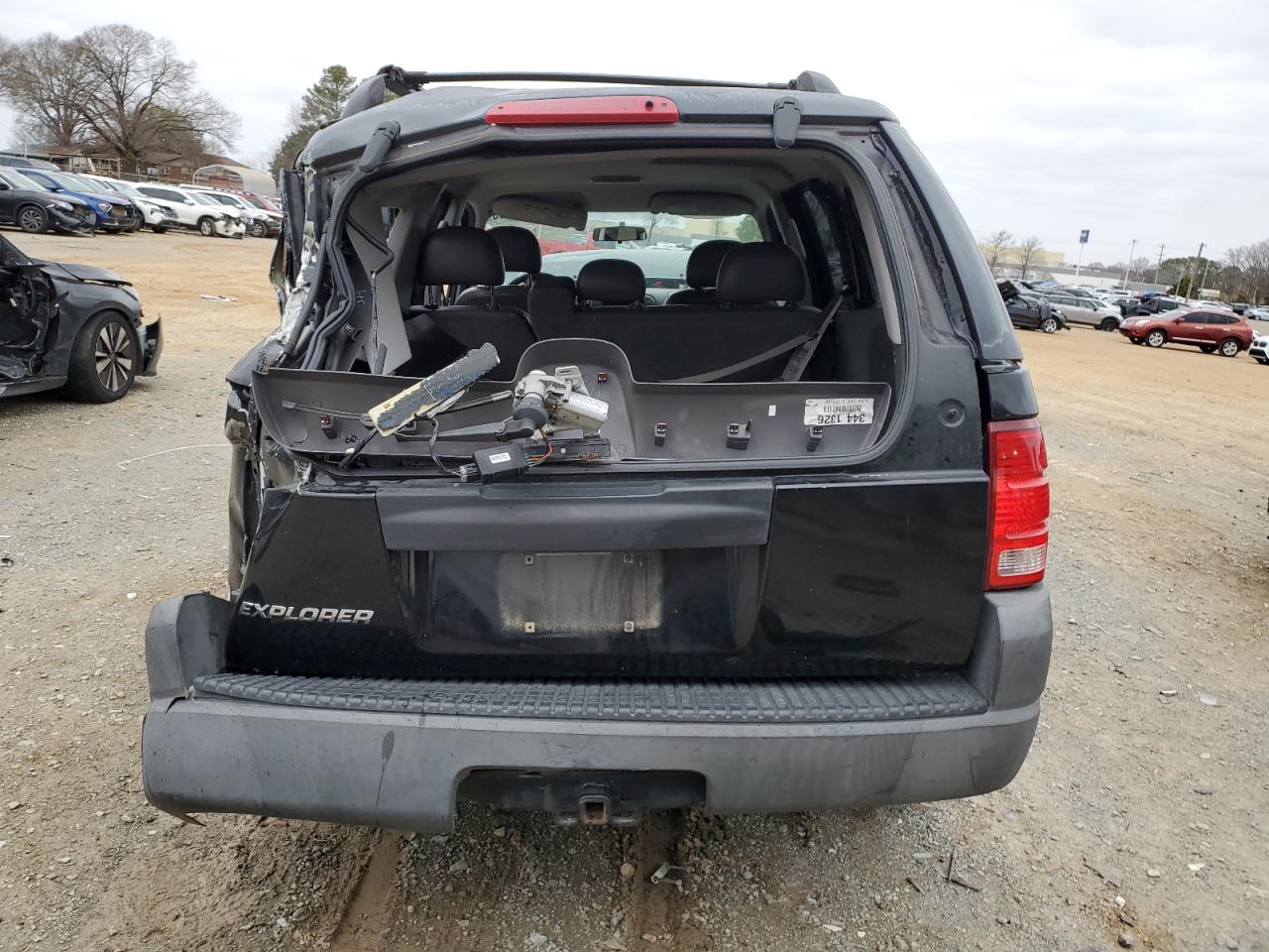 2003 Ford Explorer - Image 6