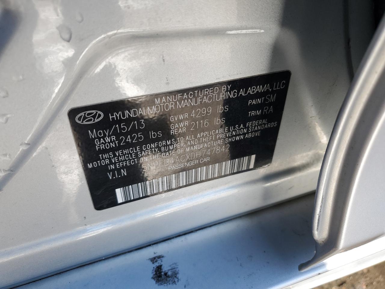 2013 Hyundai Sonata - Image 12