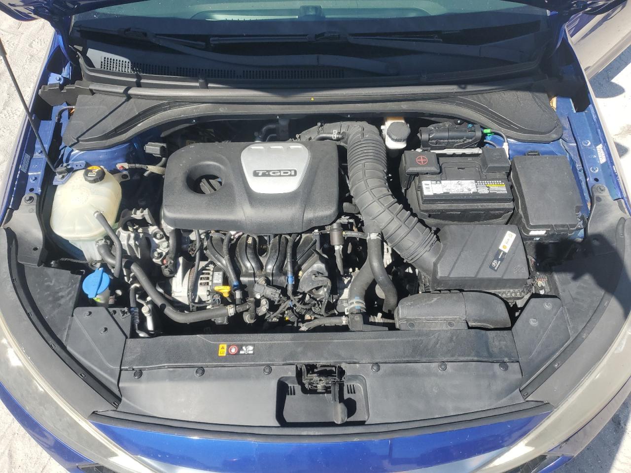 2020 Hyundai Elantra - Image 11