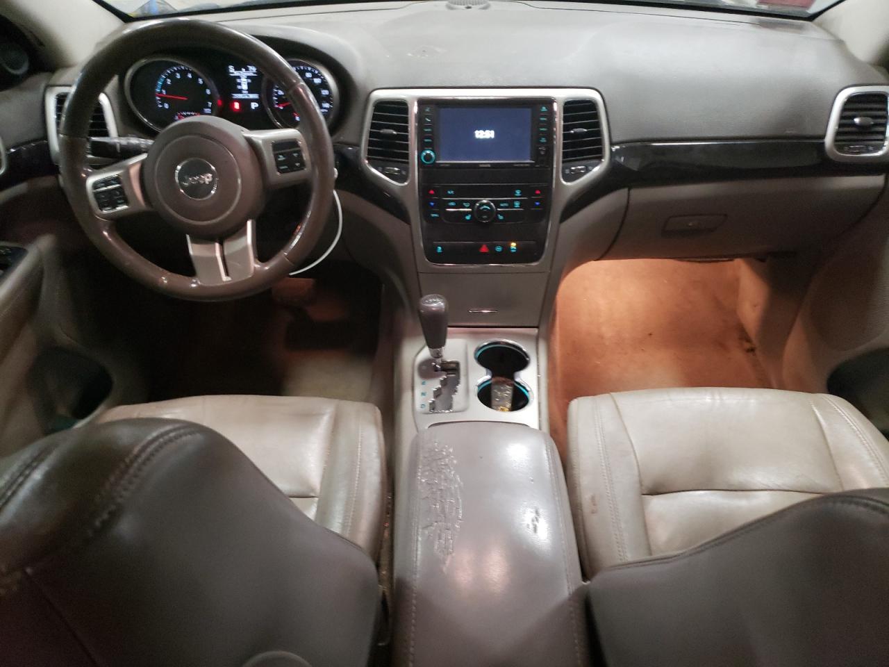 2012 Jeep Grand Cherokee - Image 8