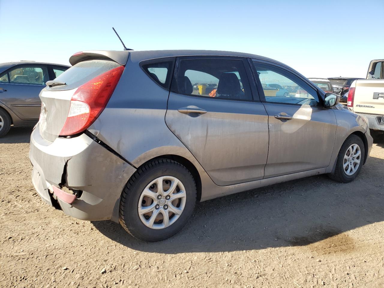 2014 Hyundai Accent - Image 3
