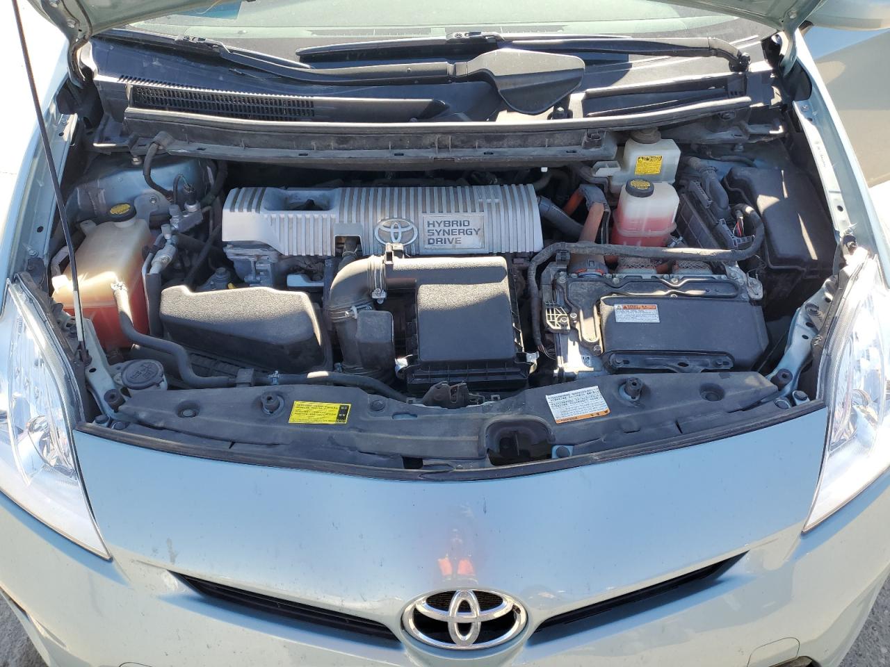 2013 Toyota Prius - Image 11