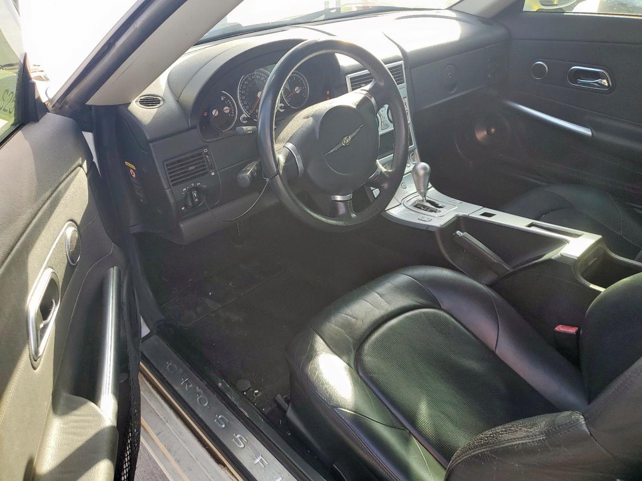 2004 Chrysler Crossfire - Image 9