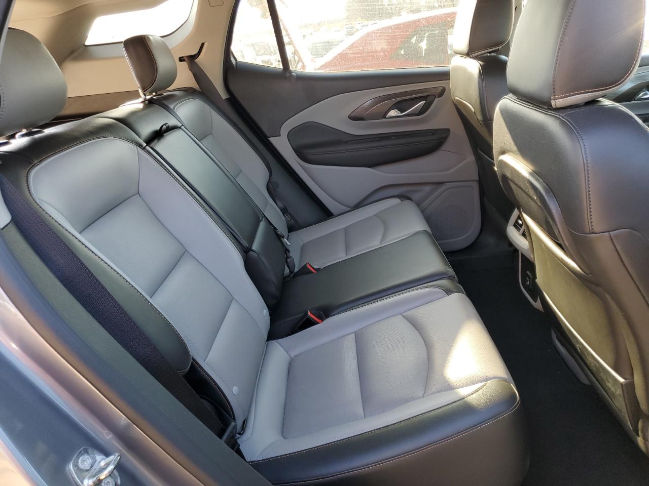 2018 GMC Terrain - Image 11