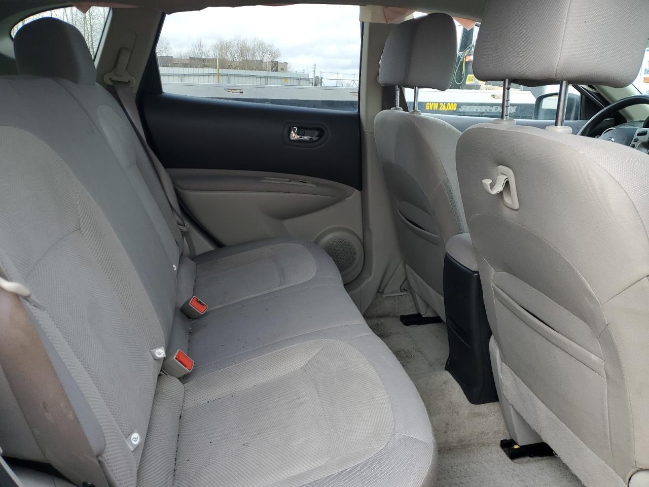 2013 Nissan Rogue - Image 10