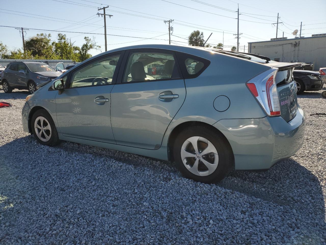 2015 Toyota Prius - Image 2