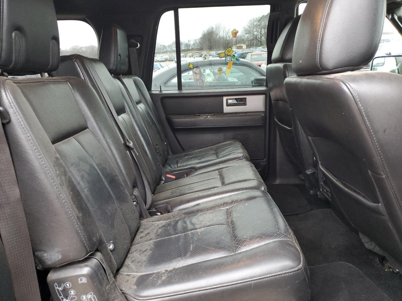 2012 Ford Expedition - Image 11