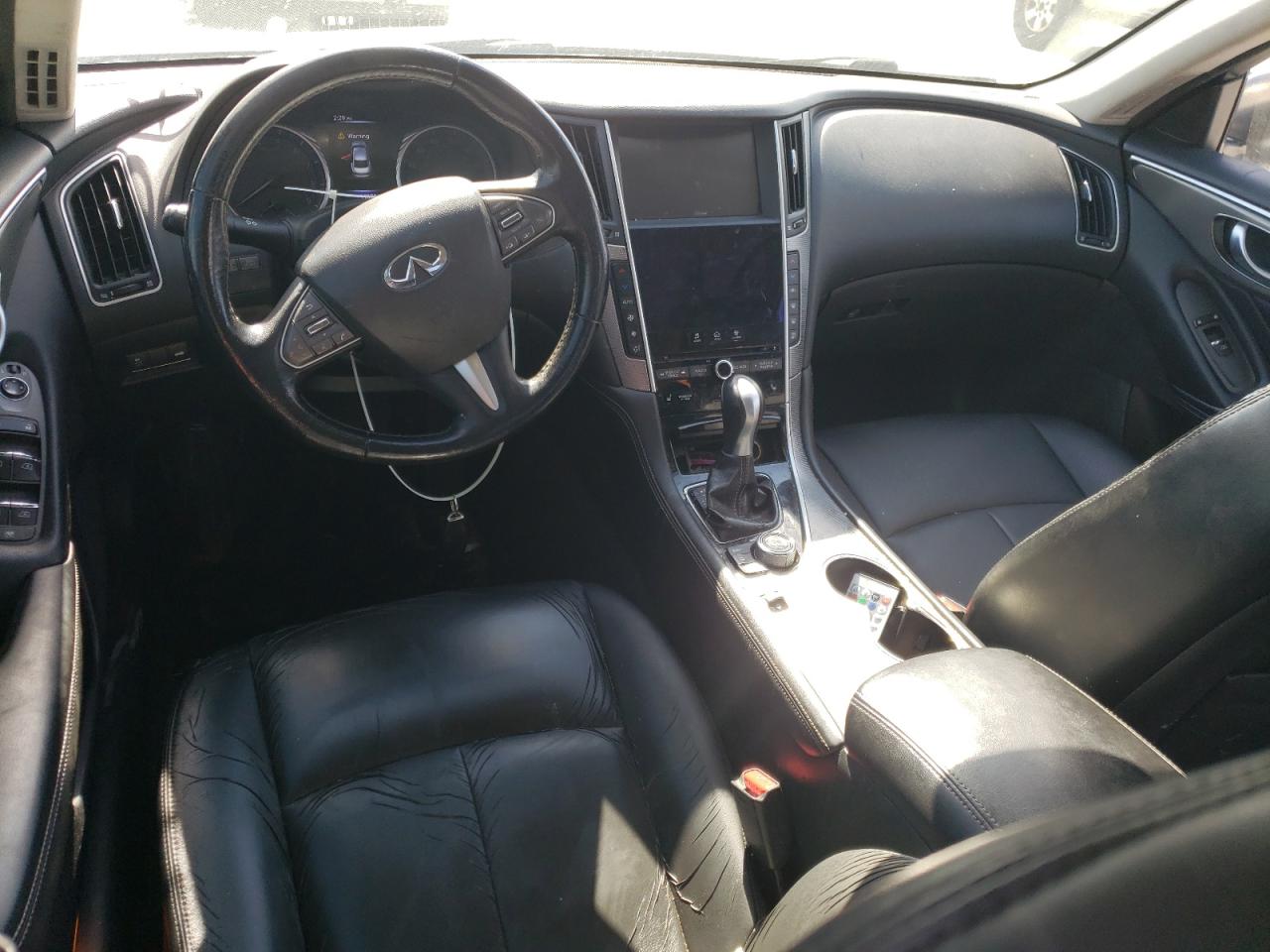 2015 Infiniti Q50 - Image 8